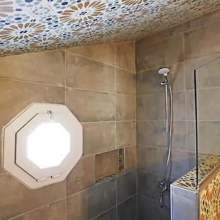Muhtesem Meis Adasi Manzarali Dubleks Apartament Kaş