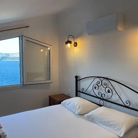 Muhtesem Meis Adasi Manzarali Dubleks Apartament Kaş